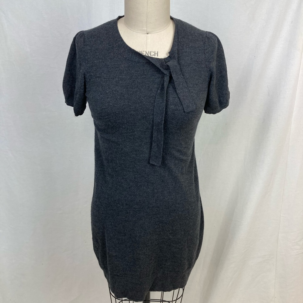 Cap sleeve wool Theory schoolgirl dress w/ necktie